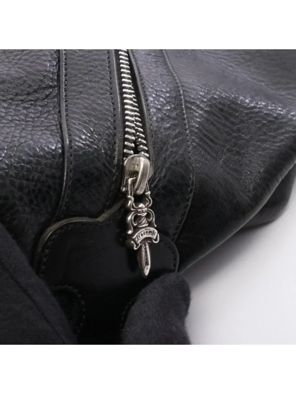 Chrome Hearts slight signs
